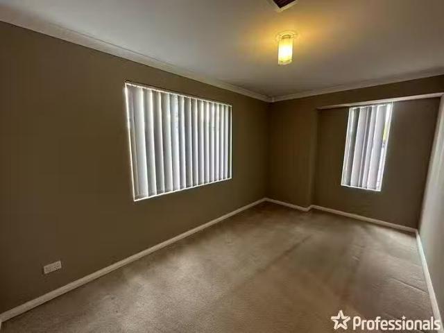 House for rent in Canning Vale, Western Australia