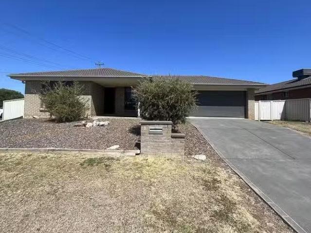 House for rent in Piallamore, New South Wales