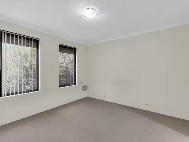 House for rent in Waikiki, Western Australia