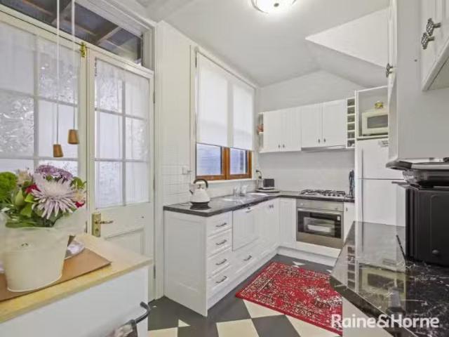 Condo for rent in Bathurst, New South Wales