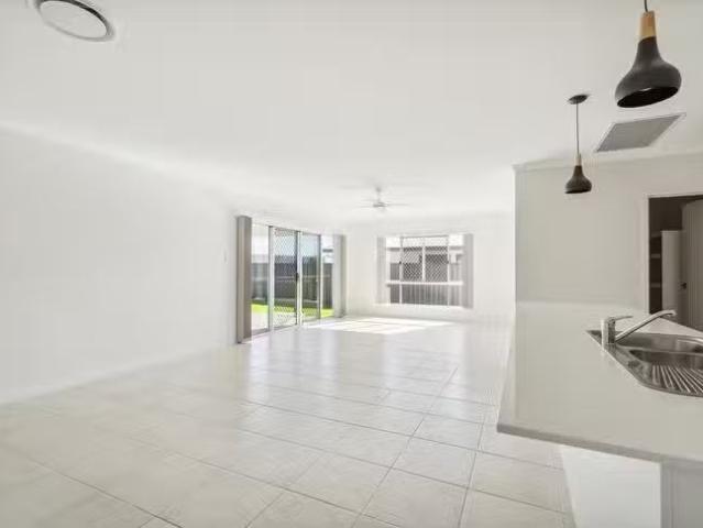 House for rent in Great Sandy Strait, Queensland