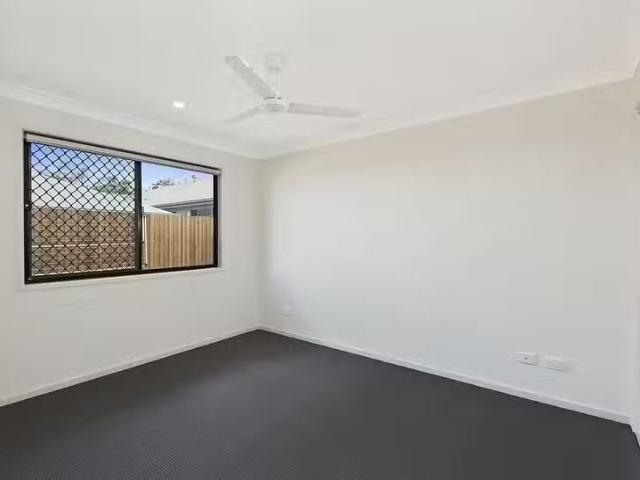 House for rent in Warwick, Western Australia