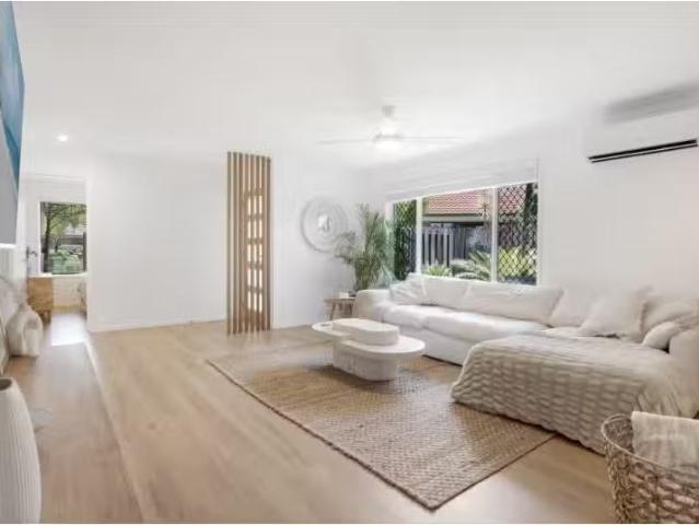 Condo for rent in Fernbrook, Queensland