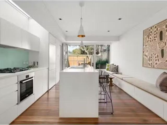 Condo for rent in Sydney, New South Wales