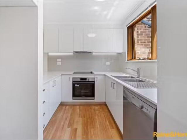 Condo for rent in Sydney, New South Wales