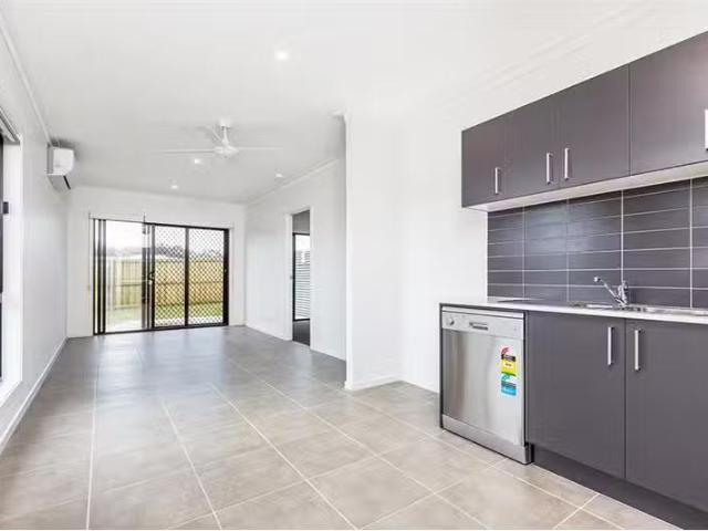 Condo for rent in Ambergate, New South Wales