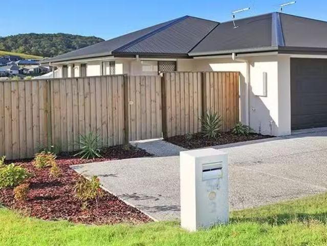 Apartment for rent in Kings Creek, Queensland
