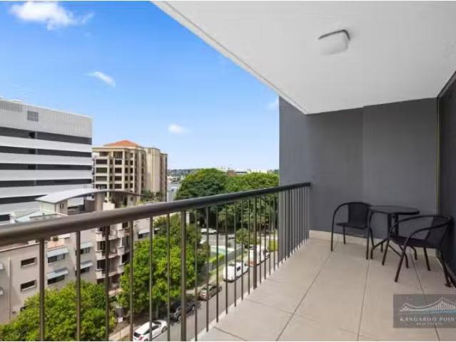 Apartment for rent in Toombul, Queensland