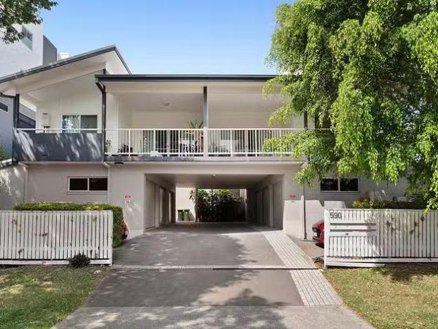 Apartment for rent in Toombul, Queensland