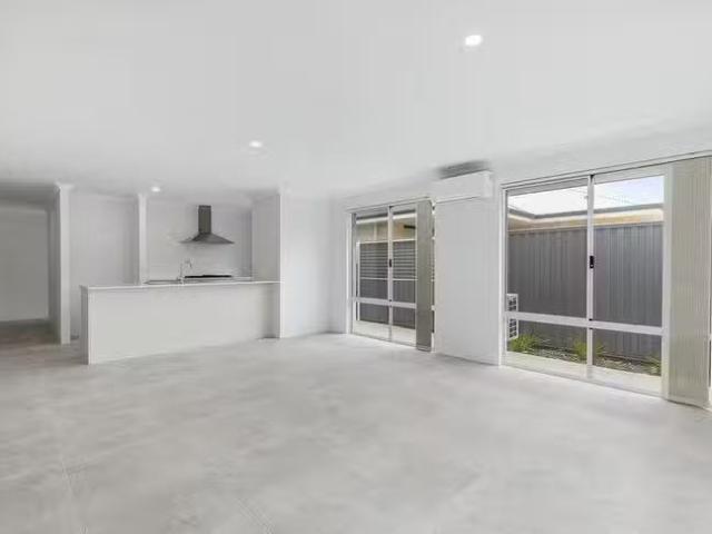 House for rent in Wellard, Western Australia