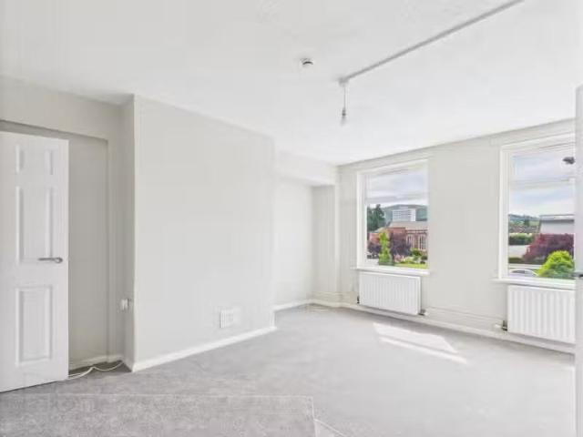 Apartment to rent in Gorteeny, Connacht