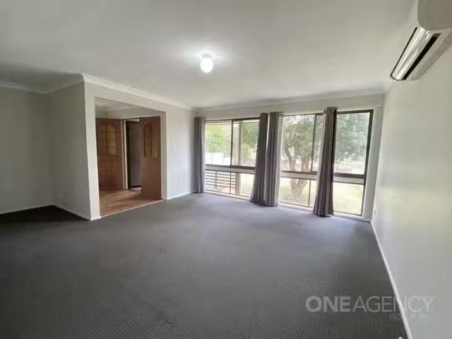 House for rent in Brisbane Grove, New South Wales