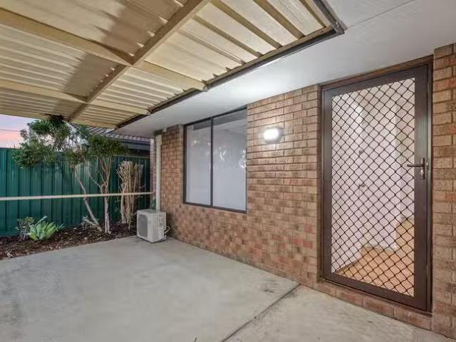 House for rent in Seville Grove, Western Australia