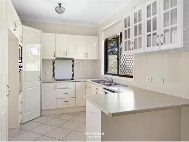 House for rent in Forresters Beach, New South Wales