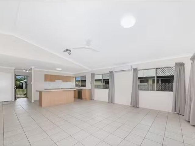 House for rent in Cranbrook, Queensland