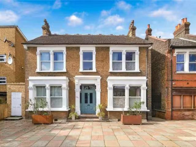House for rent in Snaresbrook, Greater London