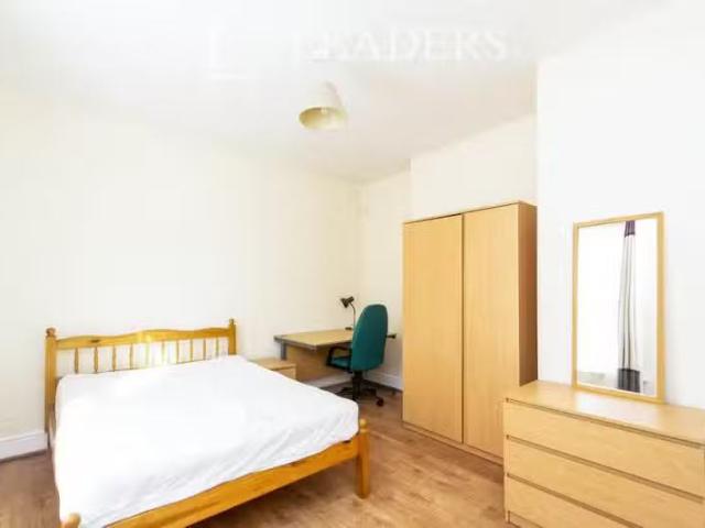 House for rent in Saughall, Cheshire