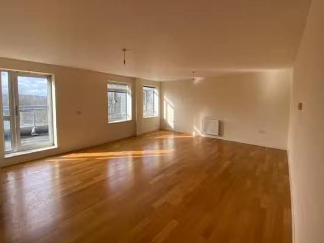 Apartment for rent in Key Street, Suffolk