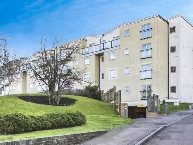 House for rent in Pouchen End, Hertfordshire
