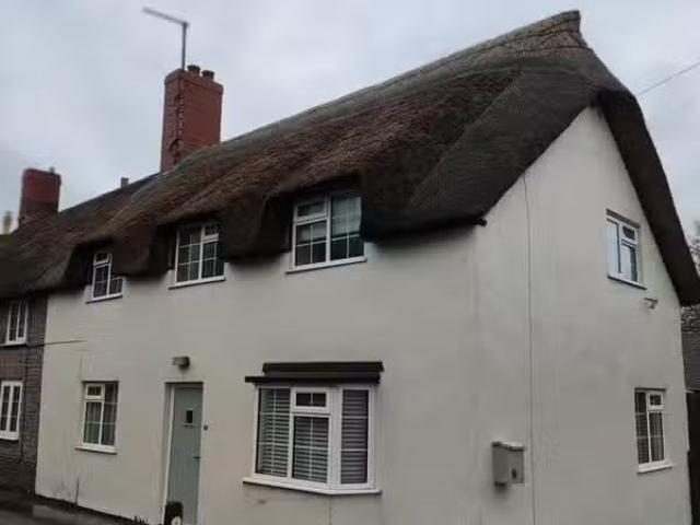 House for rent in Burton Bradstock, East Dorset