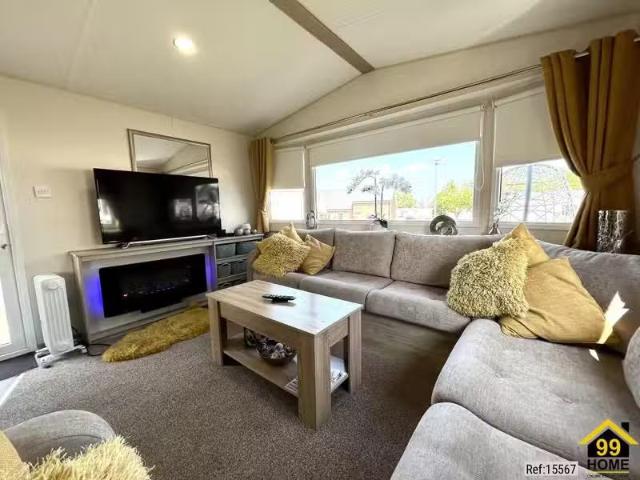 House for rent in Upper Dovercourt, Dale Hill