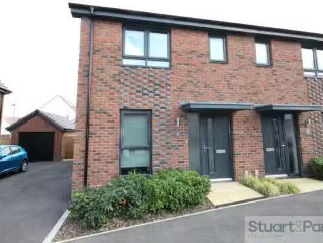 House for rent in Perryfields, West Sussex
