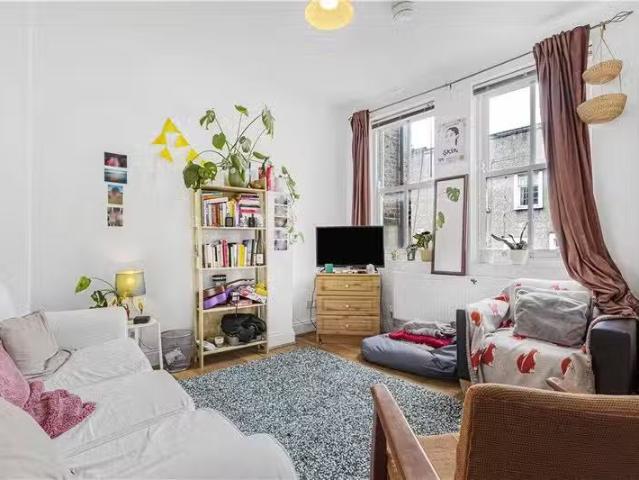 House for rent in Old Ford, Mile End