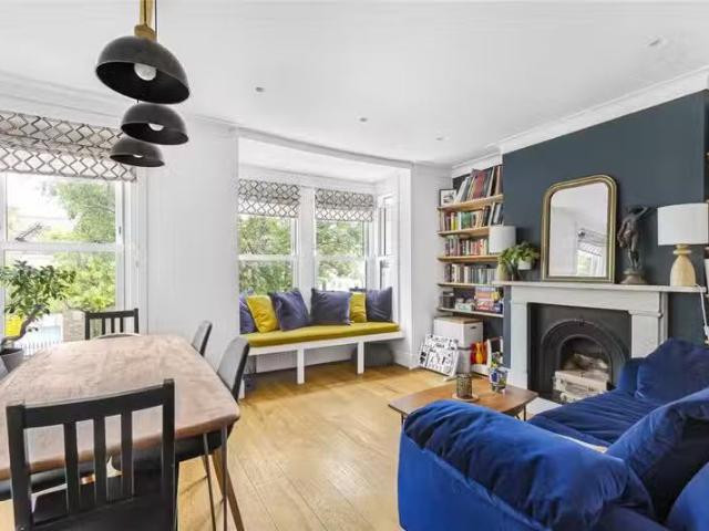 Apartment for rent in Homerton, Greater London