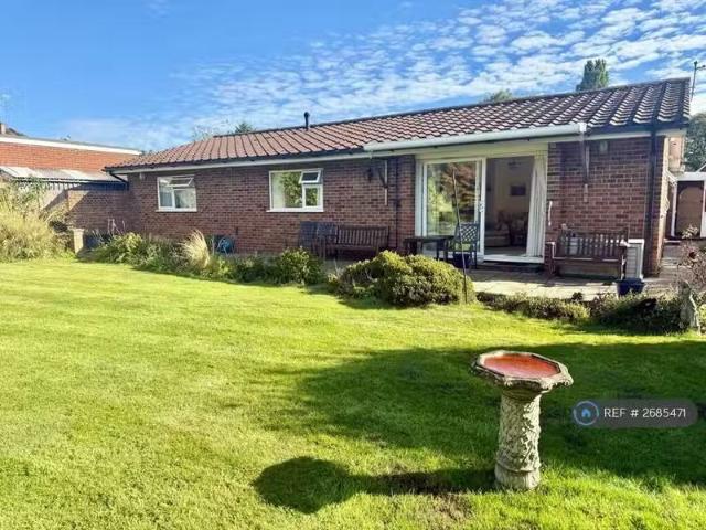 House for rent in Hales Place, The Bridge