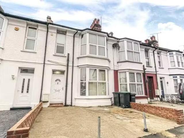 House for rent in Monks Orchard, Kent