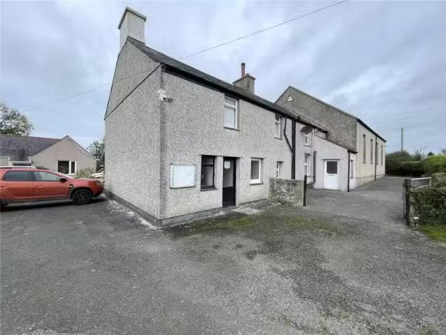 House for rent in Llangefni, Ynys Môn / Isle of Anglesey