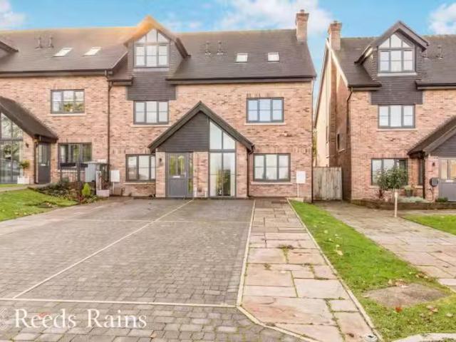 House for rent in Hightown, Congleton