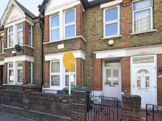 House for rent in Highams Park, Greater London