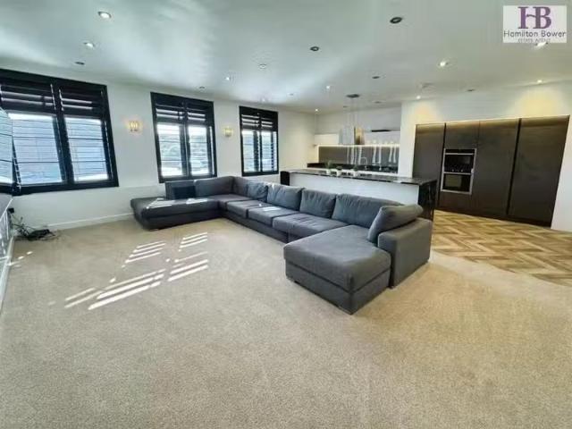 Apartment for rent in Northowram, West Yorkshire