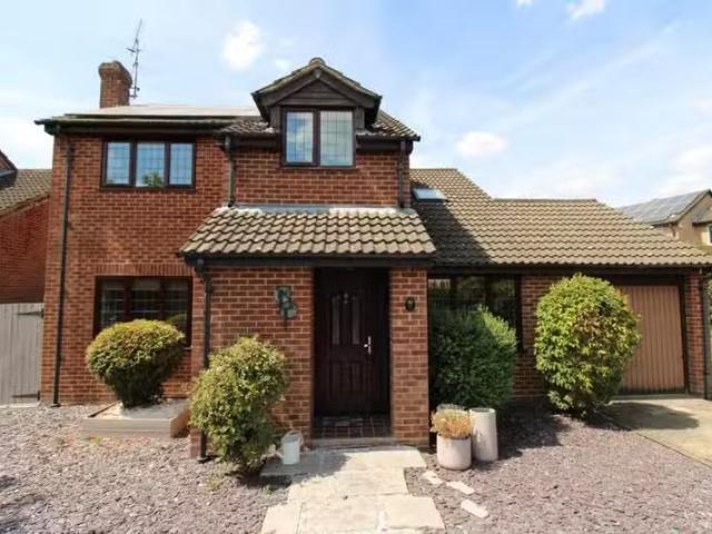 House for rent in Farnborough, Rushmoor
