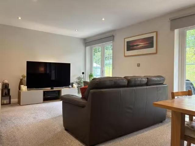 Apartment for rent in Penn Hill, Poole