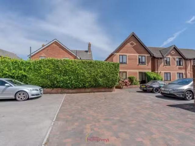 Apartment for rent in Norbiton, Greater London