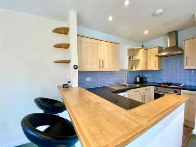Apartment for rent in Cotham, Redland