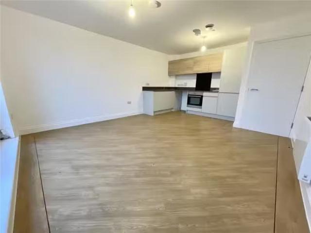 Apartment for rent in Oakdale, Poole