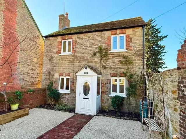 House for rent in Wincanton, Somerset