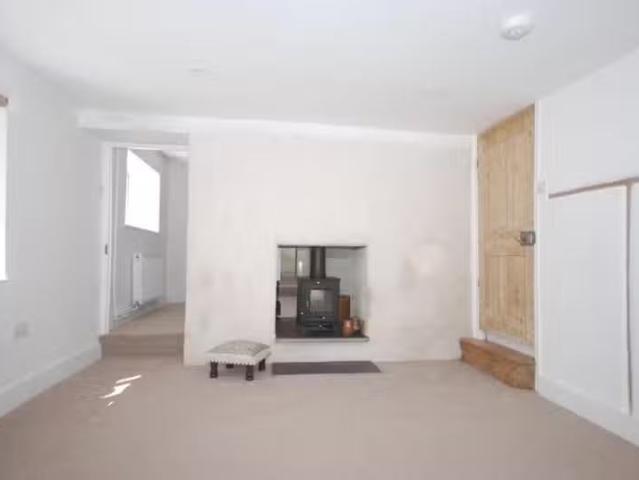 House for rent in Avebury Estate, Bethnal Green