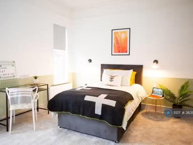 House for rent in Moses Gate, Lee Bank