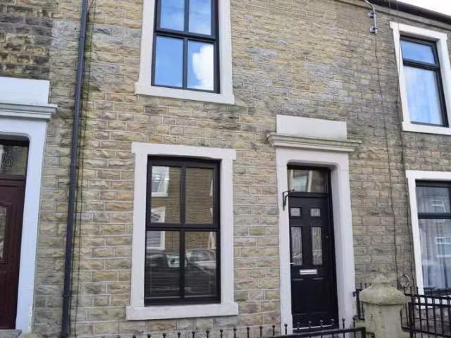 House for rent in Blackamoor, Guide