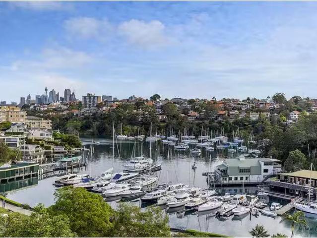 Apartment for rent in Lower North Shore, Sydney