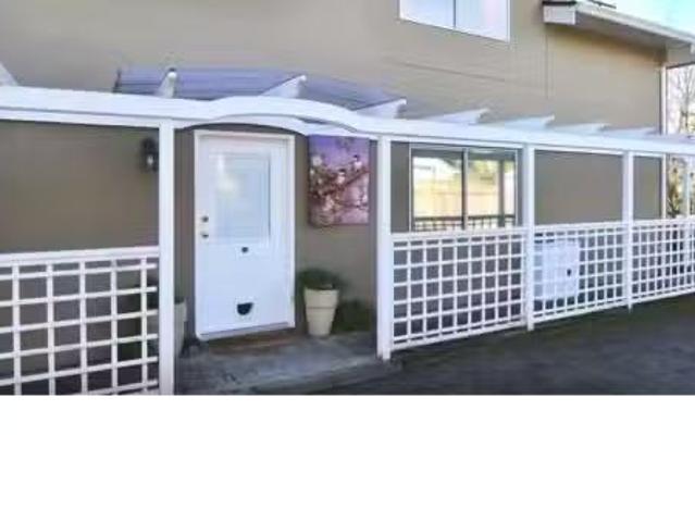 House for rent in White Rock, British Columbia