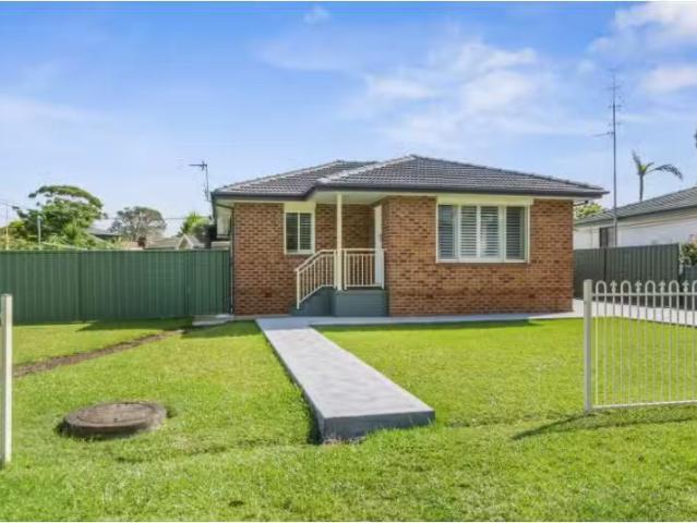 House for rent in Berkeley, Wollongong City Council