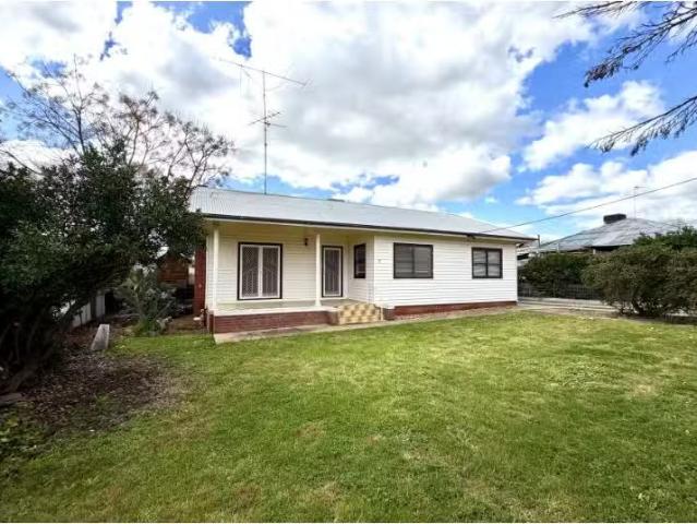 House for rent in Leeton, Leeton Shire Council