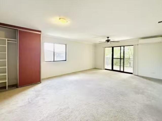 Apartment for rent in Centenary Park, Sydney