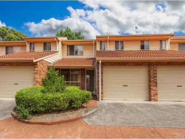 Condo for rent in Wollongong West, New South Wales