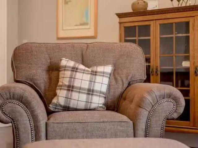 Apartment for rent in Silvermills, New Town